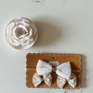 Mud Pie Ivory Mesh girl’s Bow Headband Clips Set